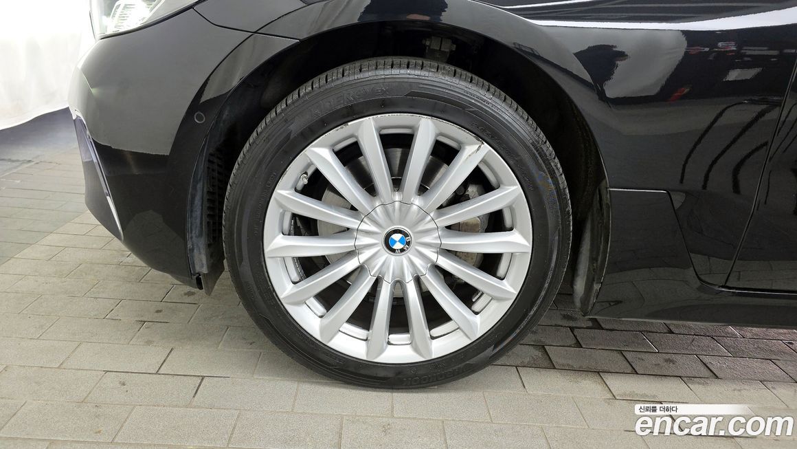 BMW Gran Turismo 2023