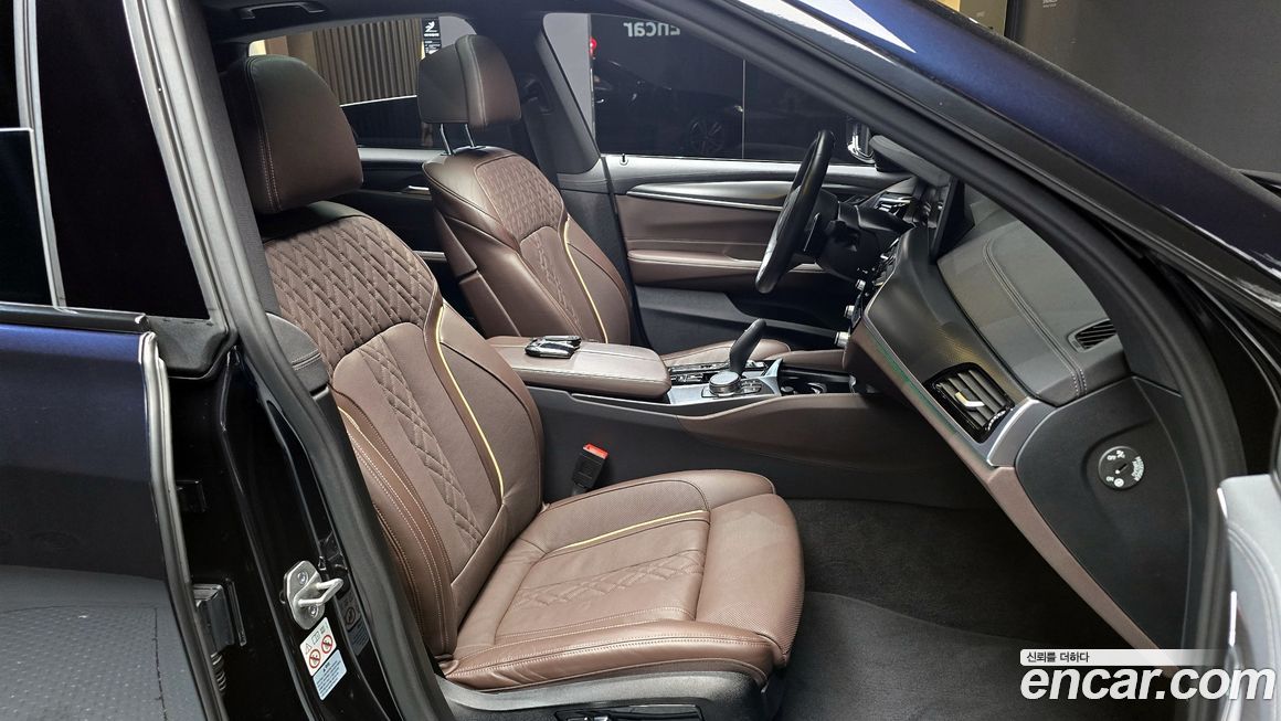 BMW Gran Turismo 2023