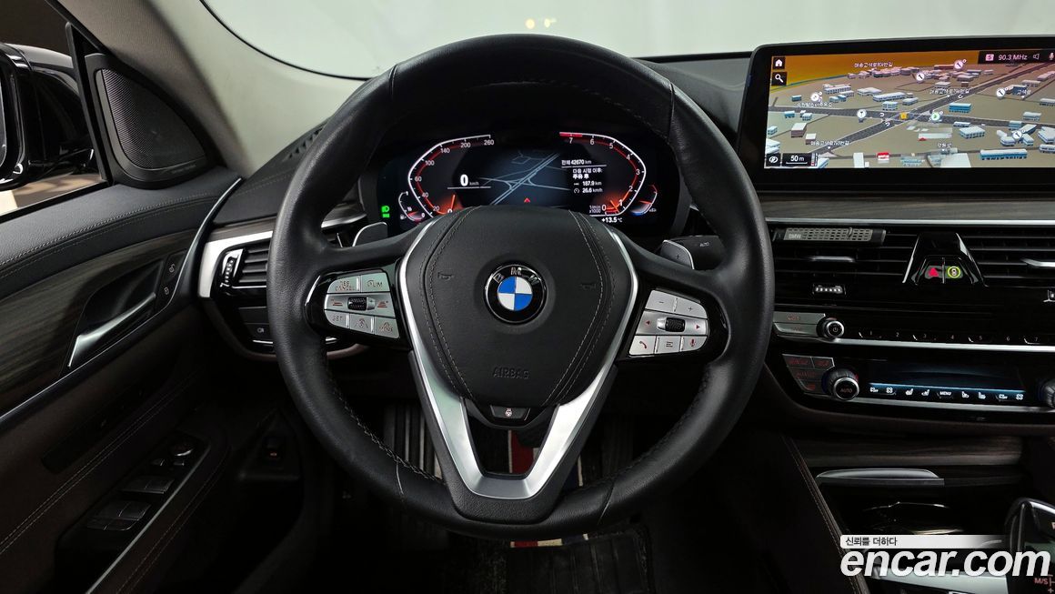 BMW Gran Turismo 2023