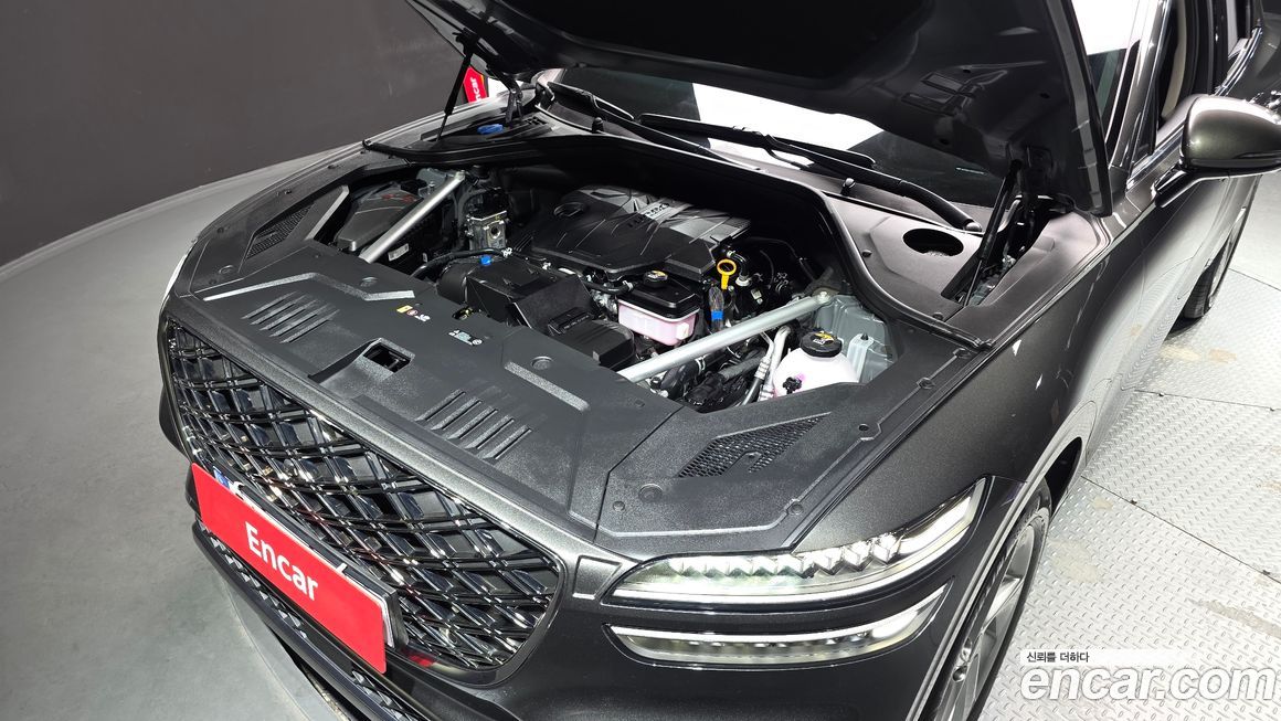 Genesis GV70 2025