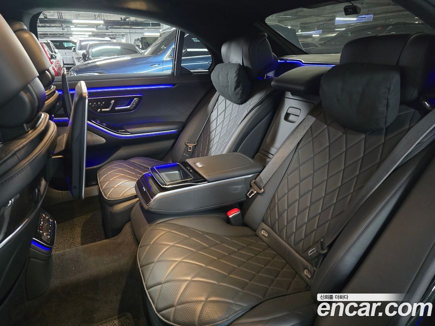 Mercedes-Benz S-Class 2021