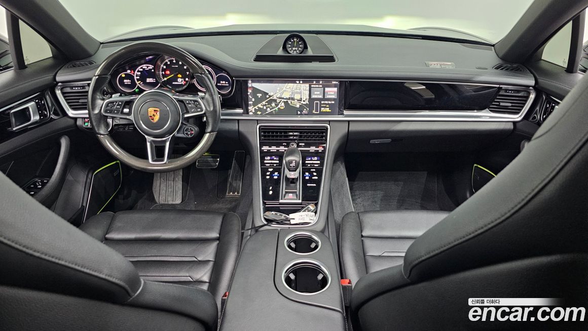 Porsche Panamera 2018