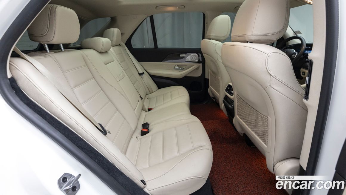 Mercedes-Benz GLE-Class 2021