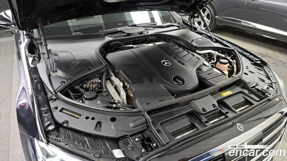 Mercedes-Benz S-Class 2022