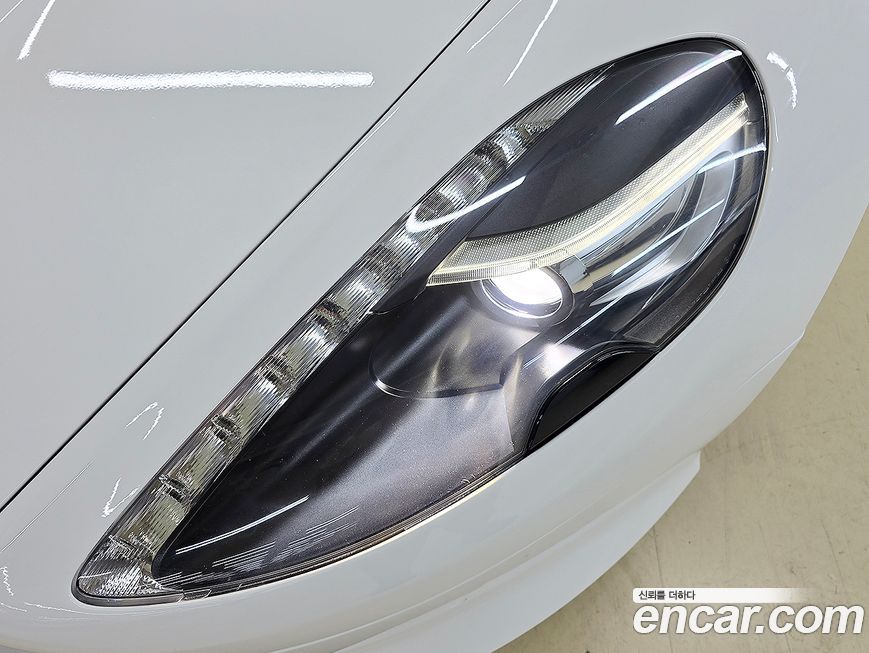 Astonmartin DB9 2015