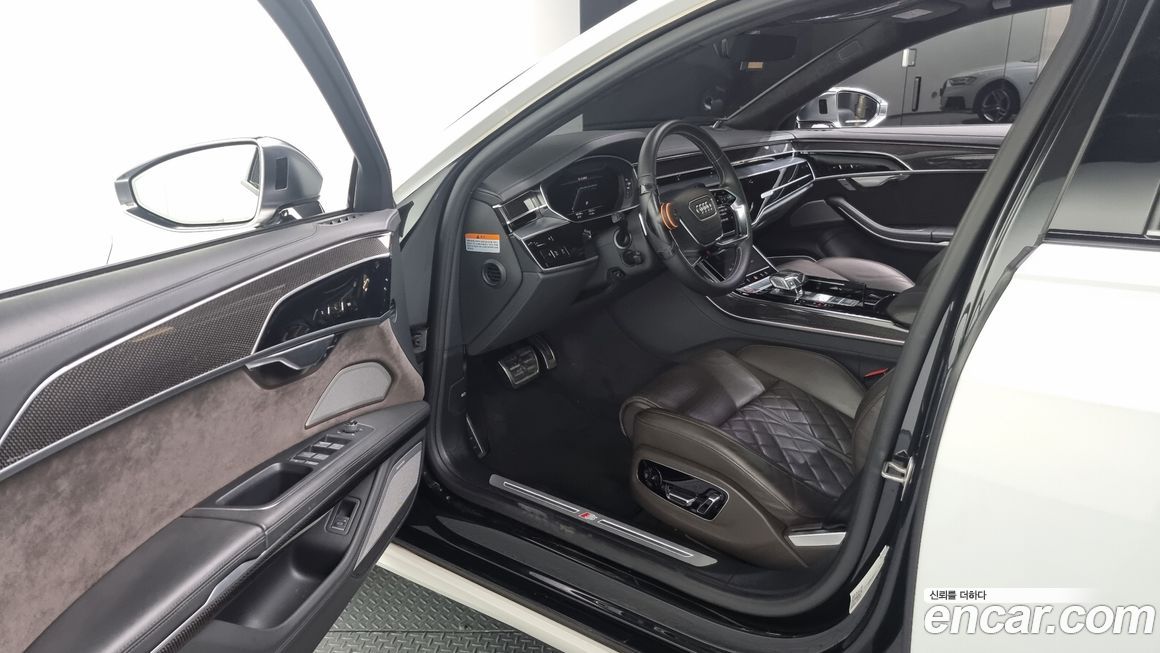 Audi S8 2020