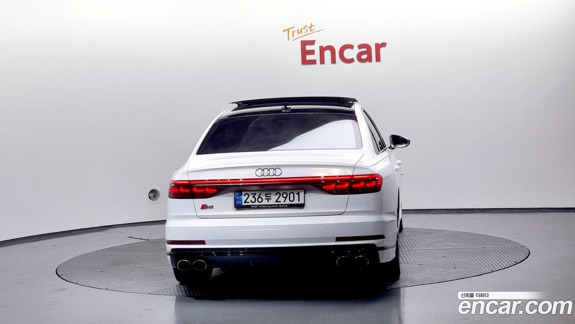 Audi S8 2020