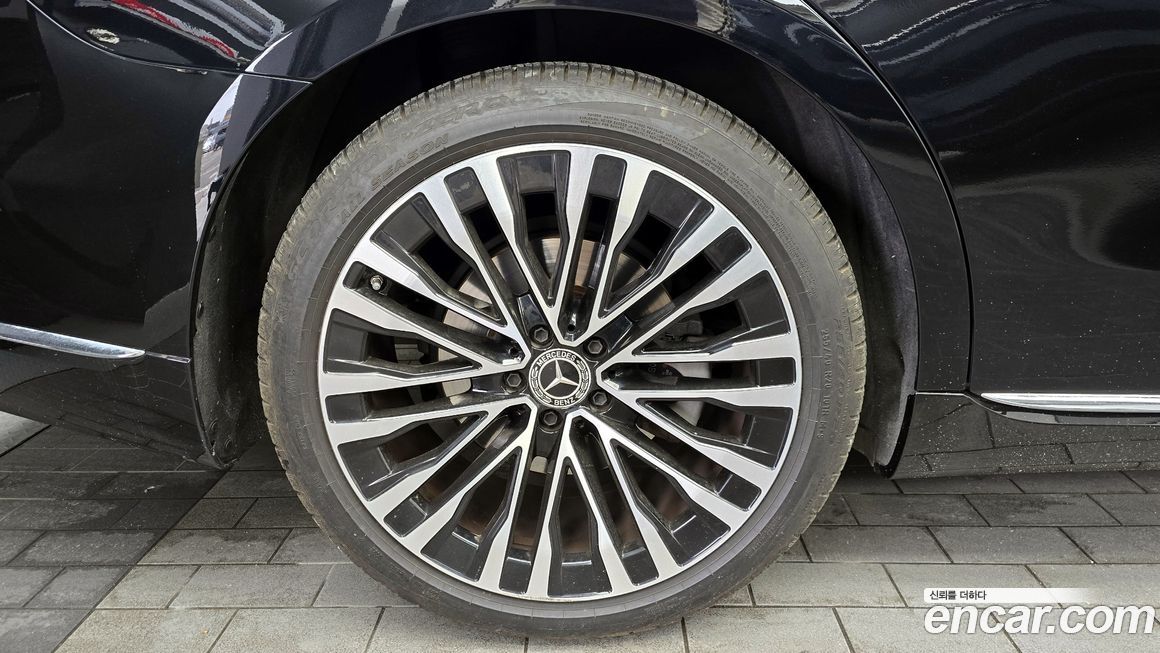 Mercedes-Benz S-Class 2022