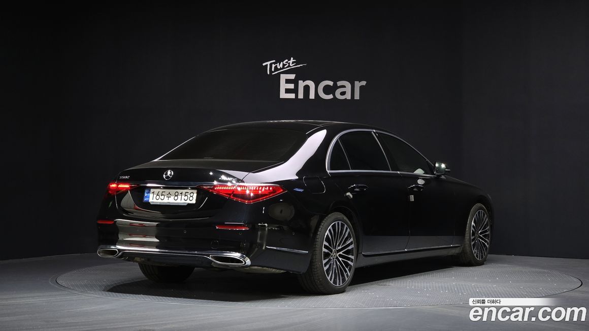 Mercedes-Benz S-Class 2022