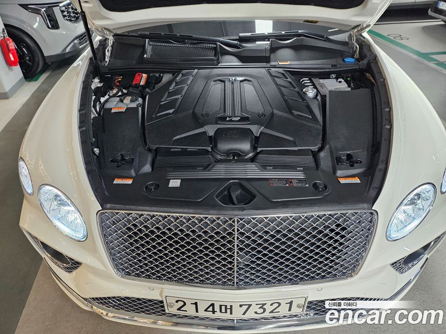 Bentley Bentayga 2021