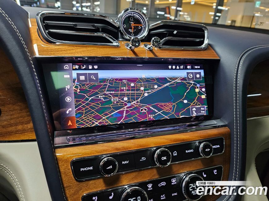 Bentley Bentayga 2021