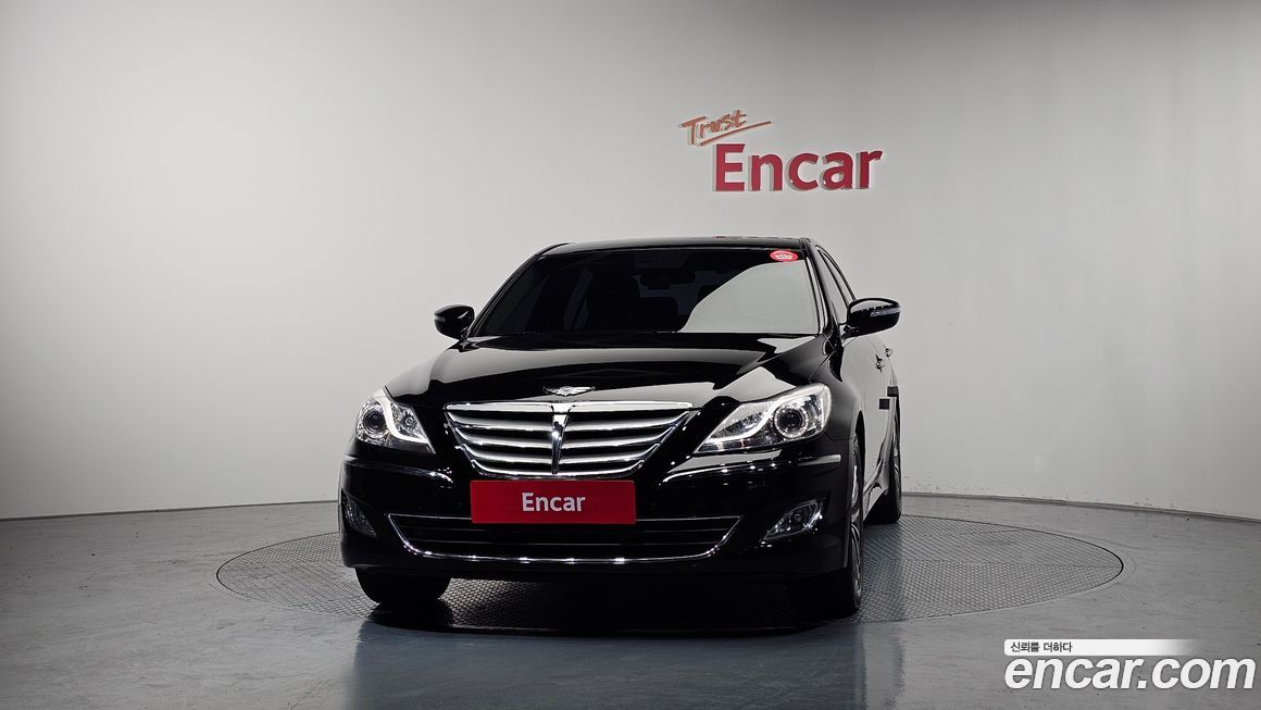 Hyundai Genesis 2013