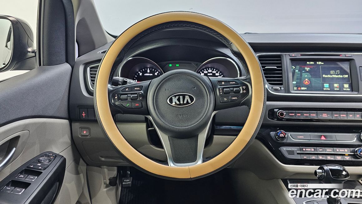 Kia Canival 2016