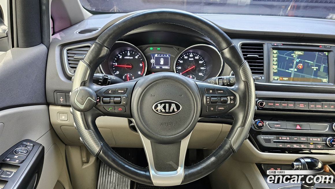 Kia Canival 2016