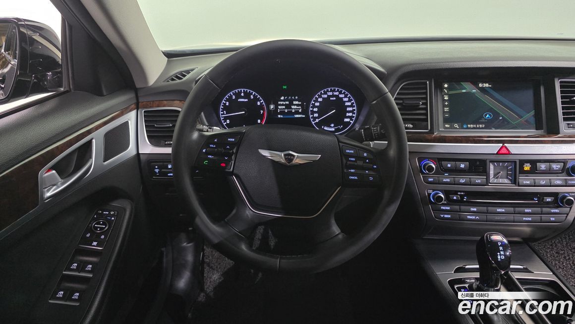 Hyundai Genesis 2016