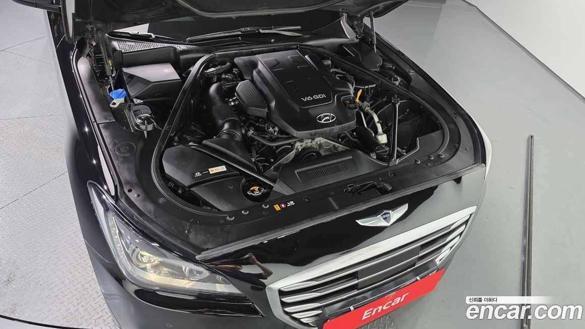 Hyundai Genesis 2016