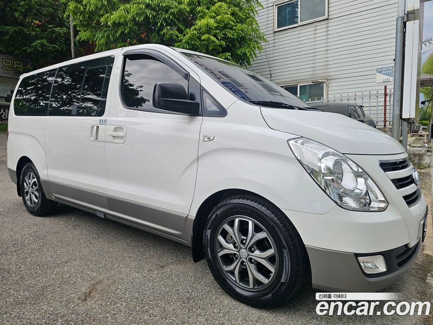 Hyundai Starex 2016
