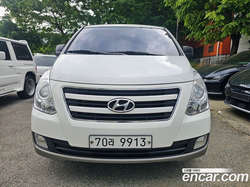 Hyundai Starex 2016