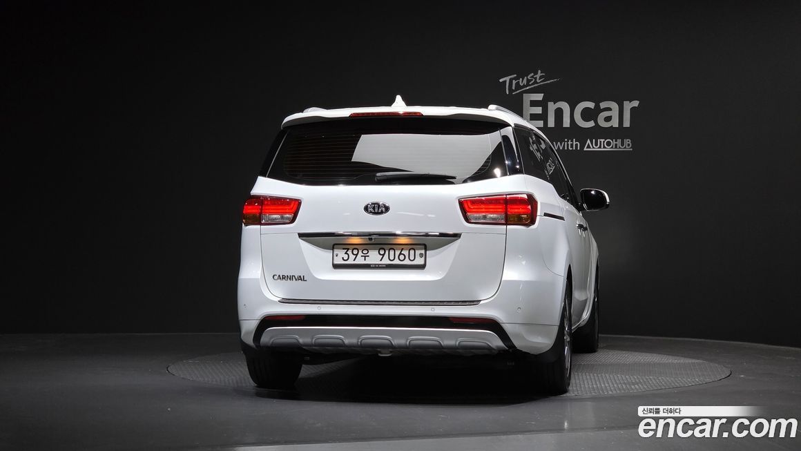 Kia Canival 2018