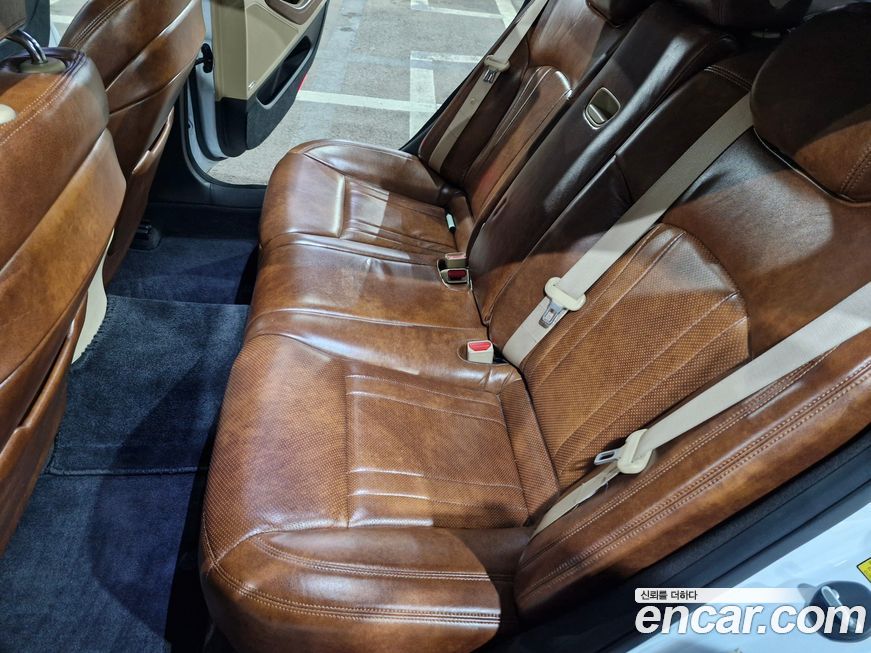 Hyundai Genesis 2015