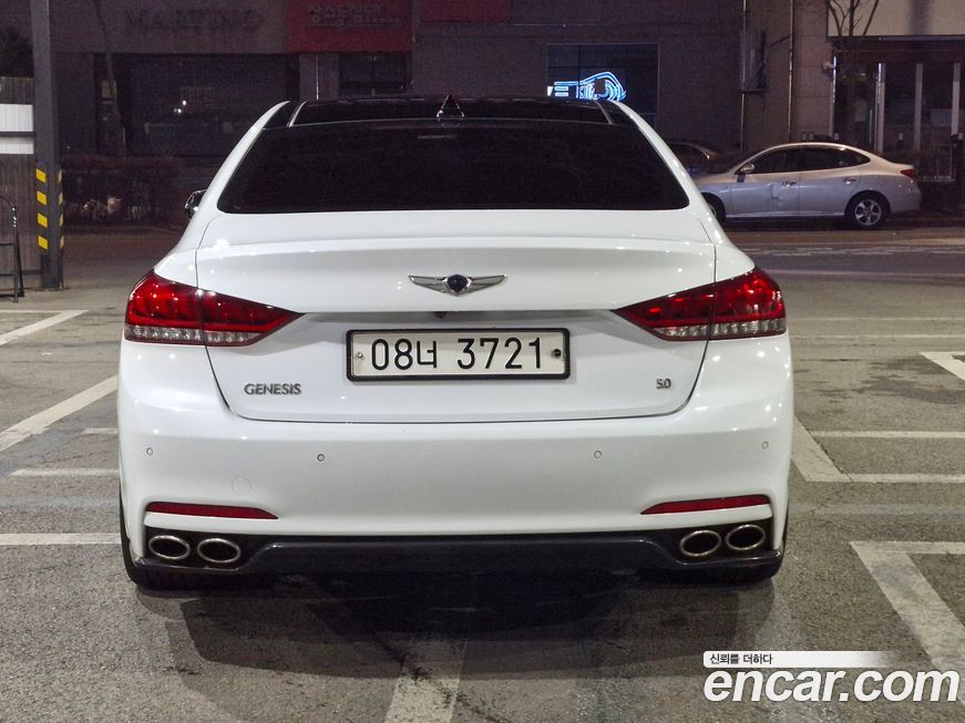 Hyundai Genesis 2015