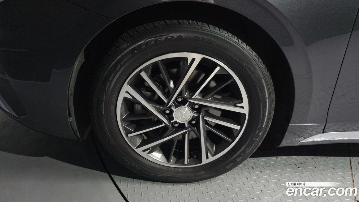 Hyundai Grandeur 2021