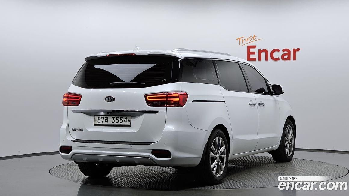 Kia Canival 2019