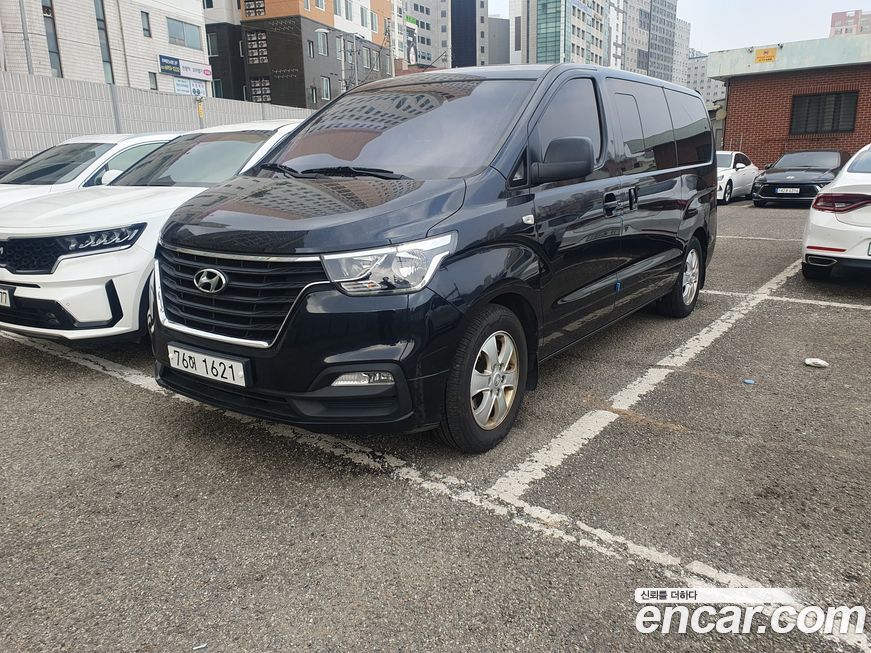 Hyundai Starex 2019