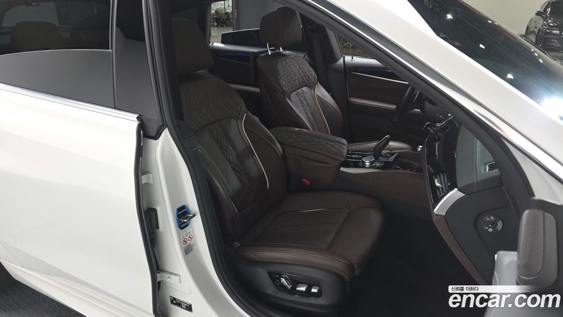 BMW Gran Turismo 2023