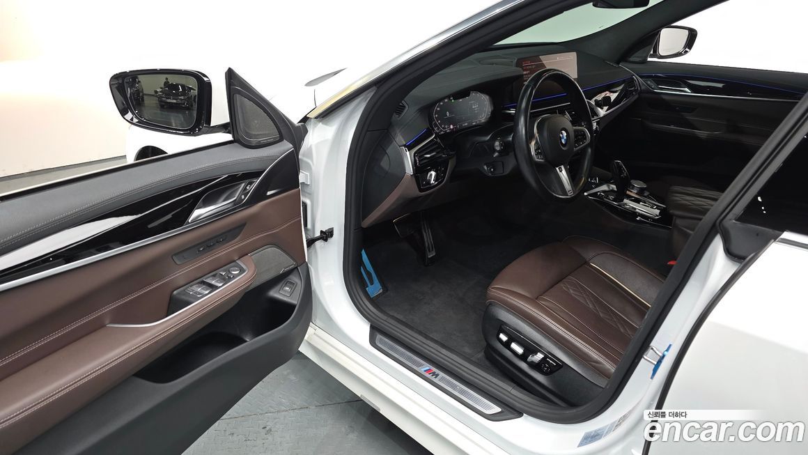 BMW Gran Turismo 2023