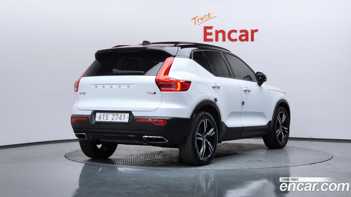 Volvo XC40 2019