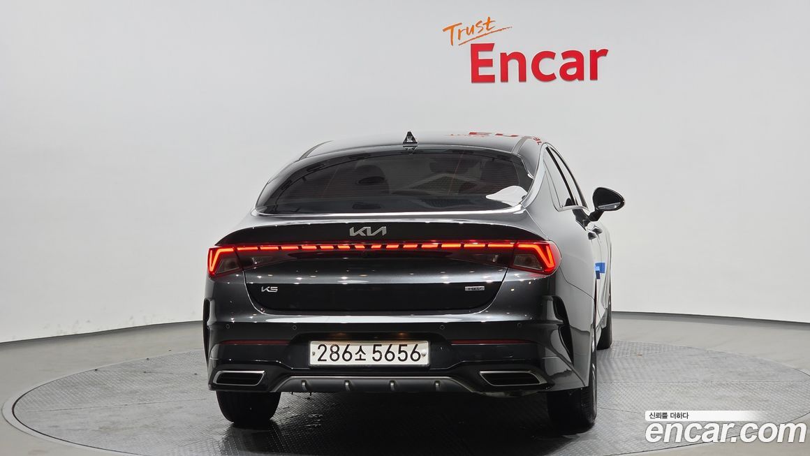 Kia K5 2023