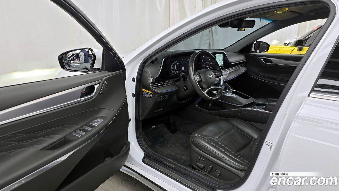 Hyundai Grandeur 2020