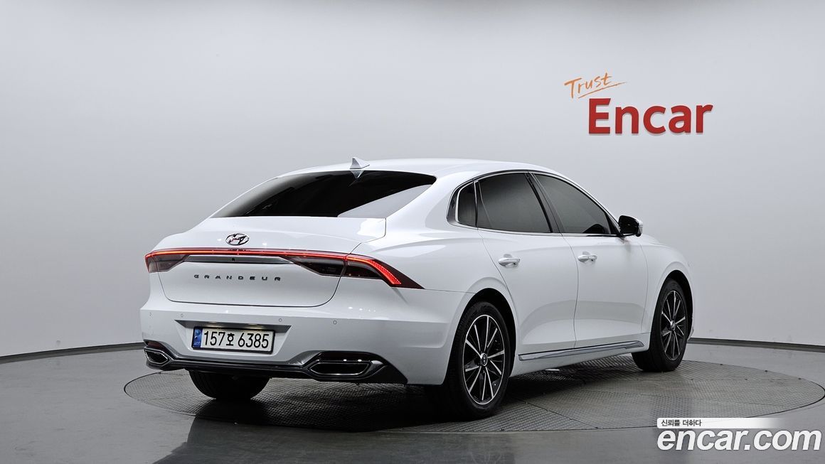 Hyundai Grandeur 2022