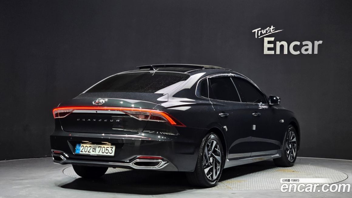 Hyundai Grandeur 2020