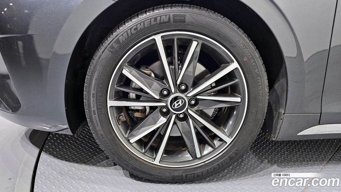 Hyundai Grandeur 2021