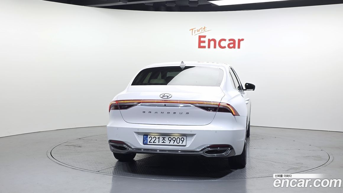 Hyundai Grandeur 2022