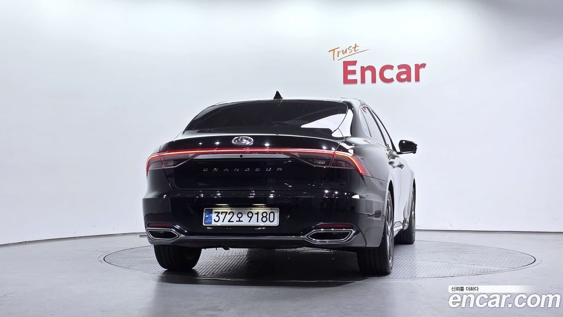 Hyundai Grandeur 2022