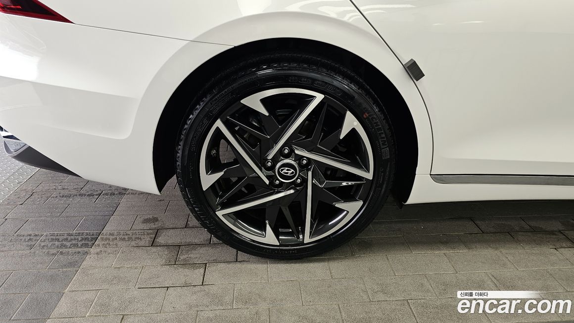 Hyundai Grandeur 2021