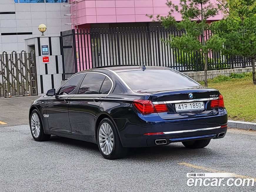 BMW 7-Series 2014