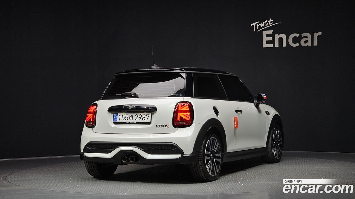 Mini Cooper 2024