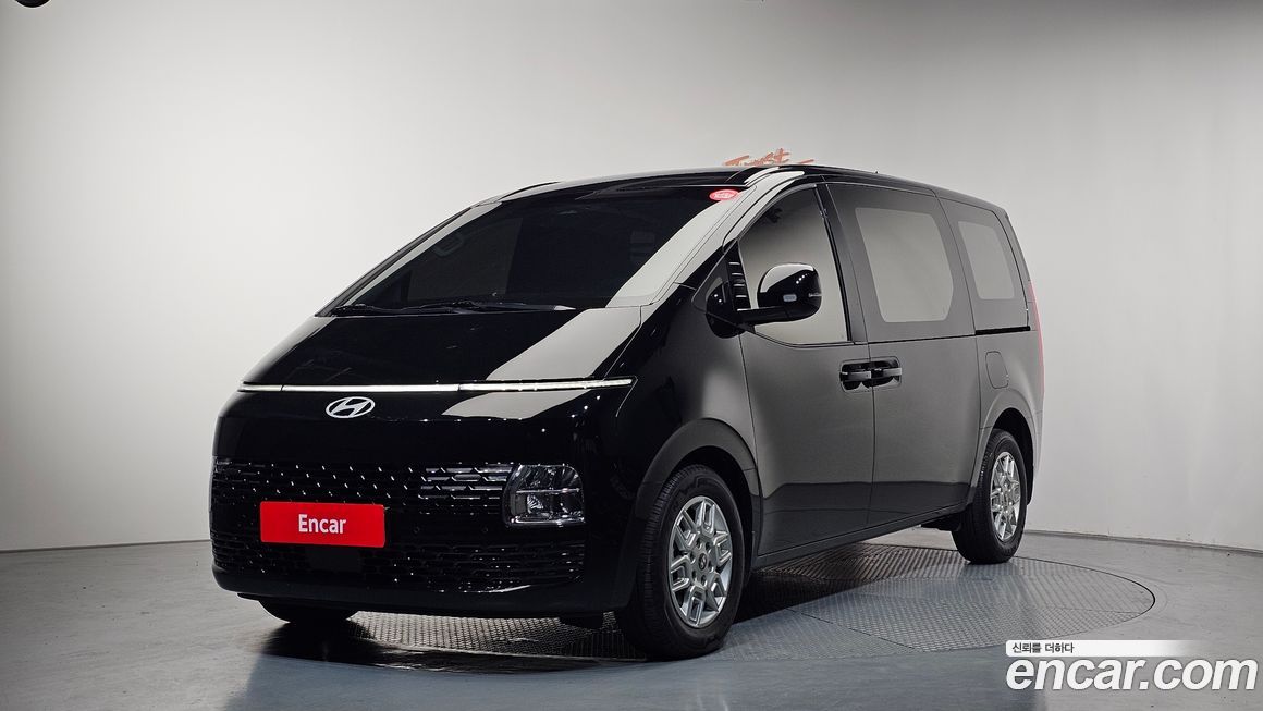 Hyundai Staria 2025