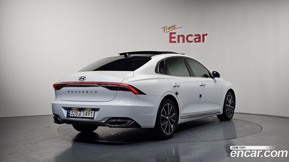 Hyundai Grandeur 2022