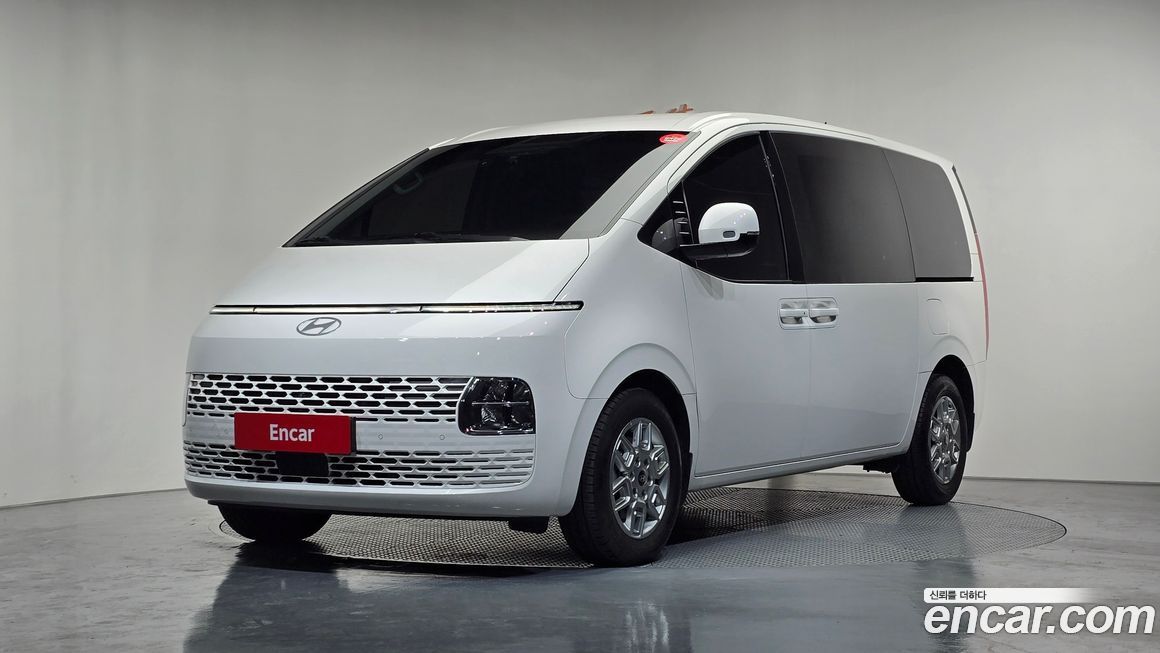 Hyundai Staria 2025