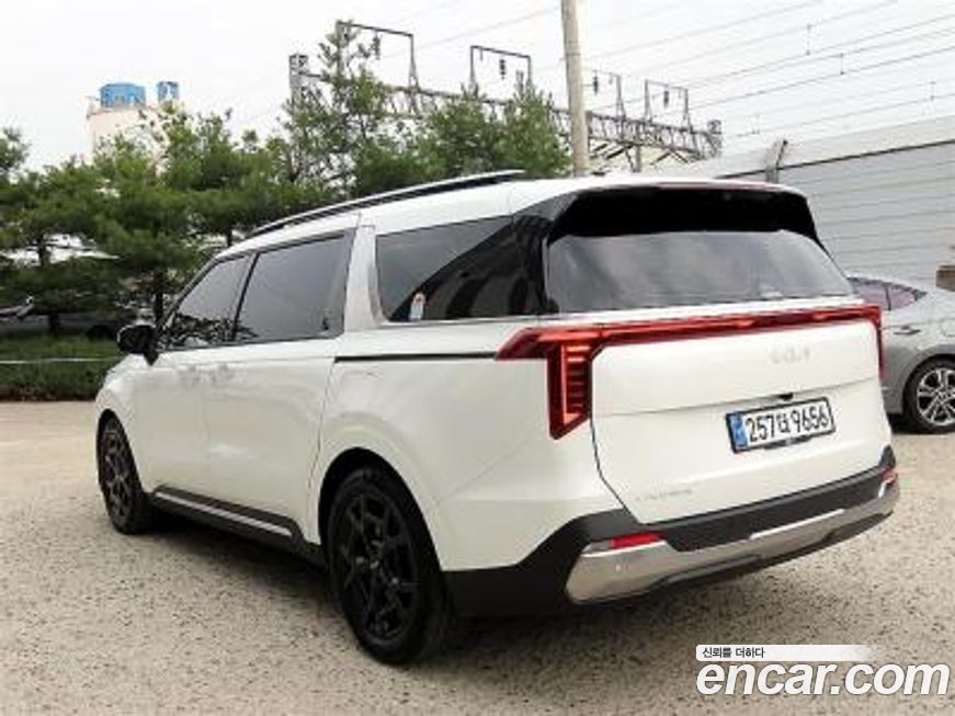 Kia Canival 2024
