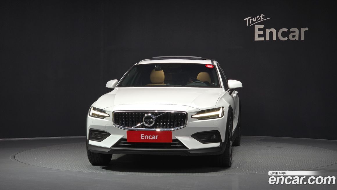 Volvo V60 2020
