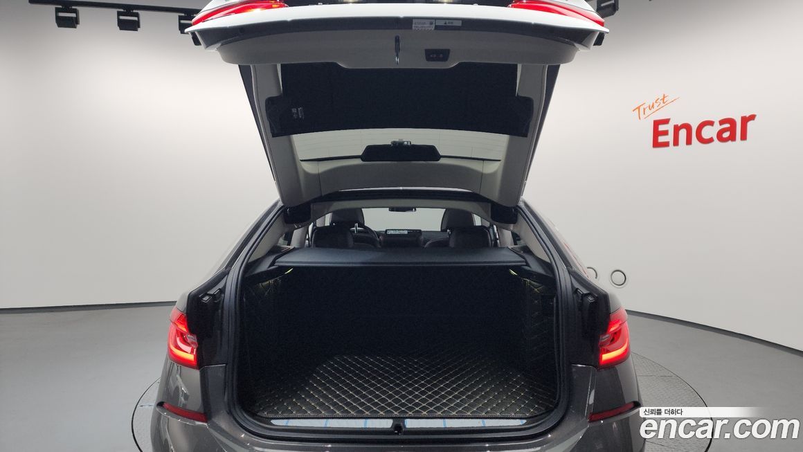 BMW Gran Turismo 2021