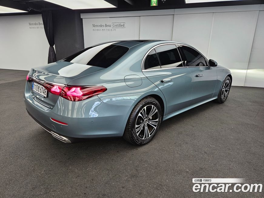 Mercedes-Benz E-Class 2025