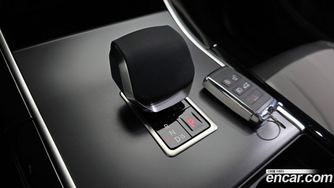 Land Rover Range Rover Evoque 2025