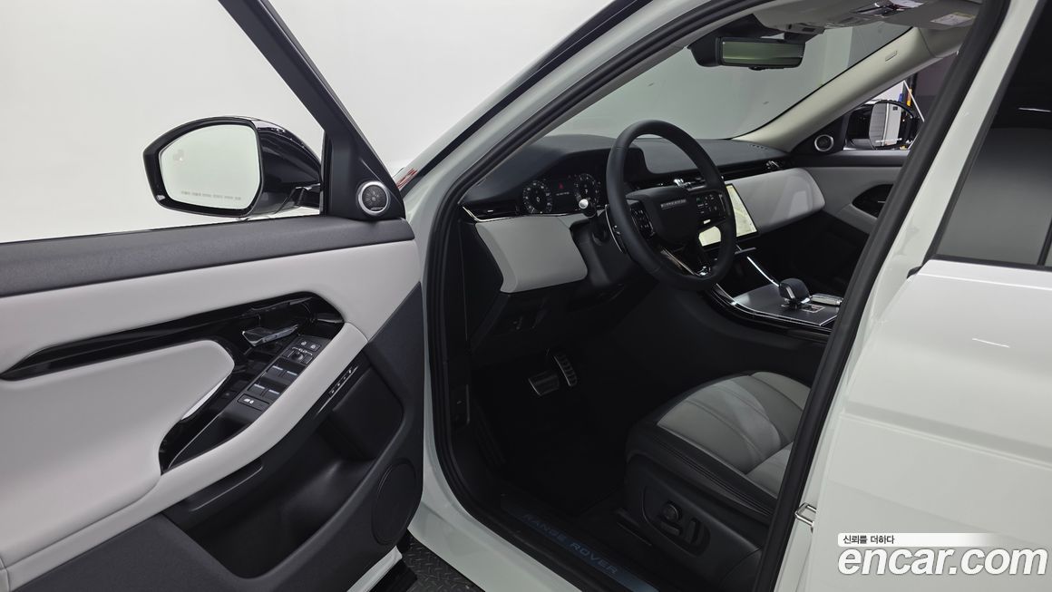 Land Rover Range Rover Evoque 2025